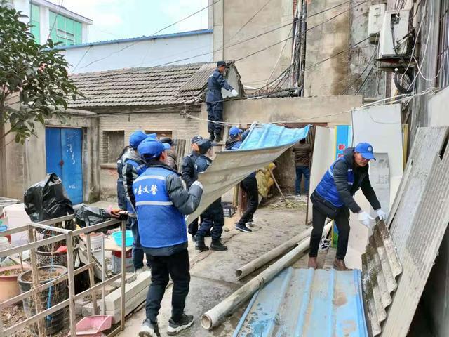 宿州为低保户翻修加固危房